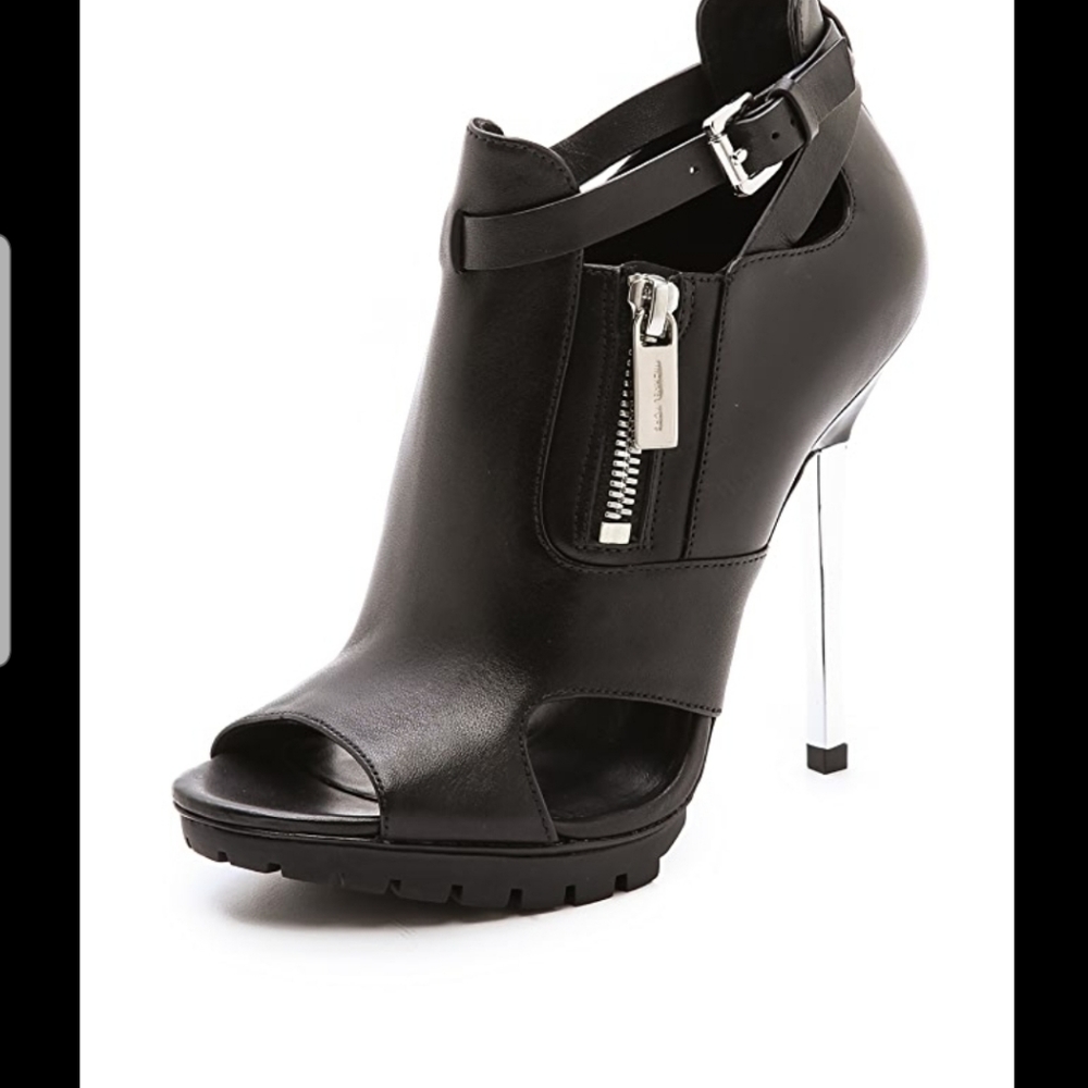 Michael Kors Emma Runway Leather Sandal